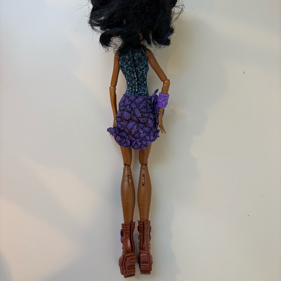 Monster High Robecca Steam Dance Class Doll - Picture 2 of 3